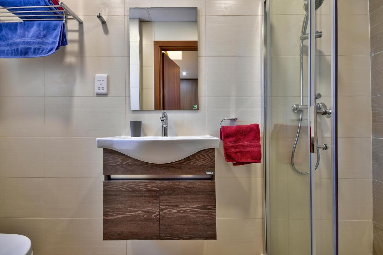 Central Suites St. Julian'S 외부 사진